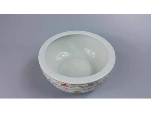 粉彩万寿无疆洗