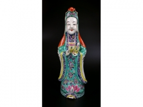 粉彩送子观音