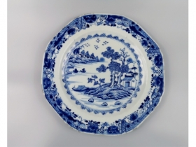 青花山水八棱盘（2）