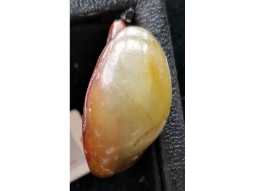 玉沁色葫芦挂件