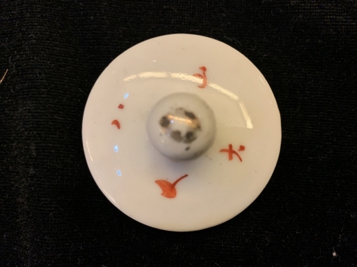 粉彩人物茶壶