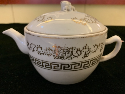 瓷茶壶