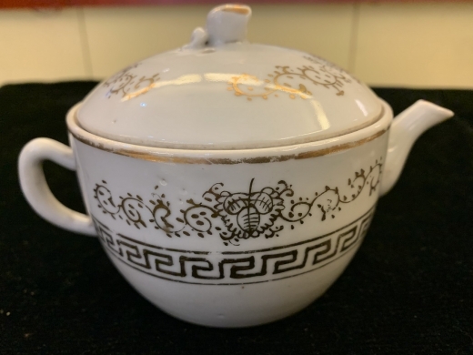 瓷茶壶