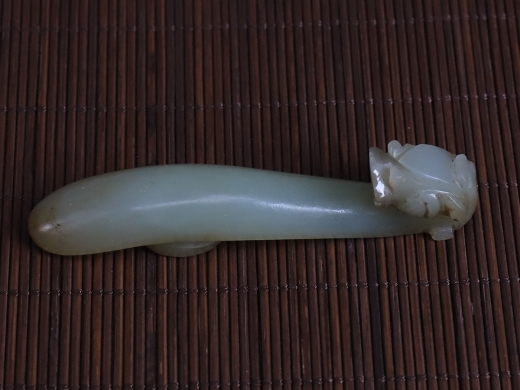 玉龙首带钩