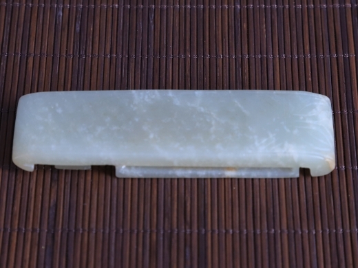 玉兽面谷纹剑璏
