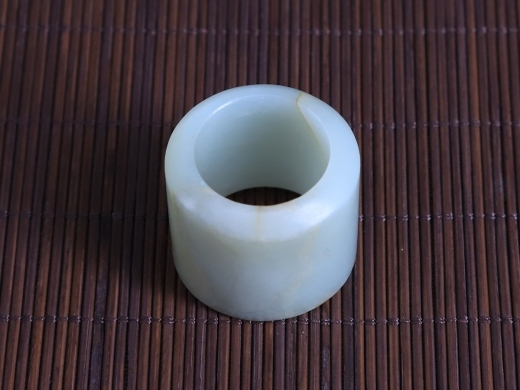 玉扳指