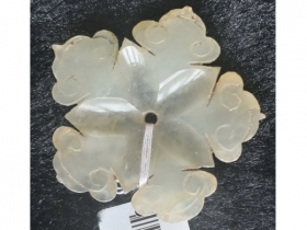 白玉珠花佩