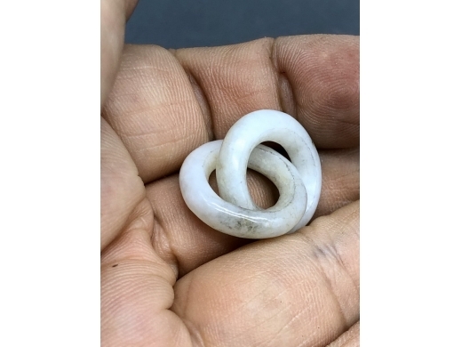 白玉双联圈