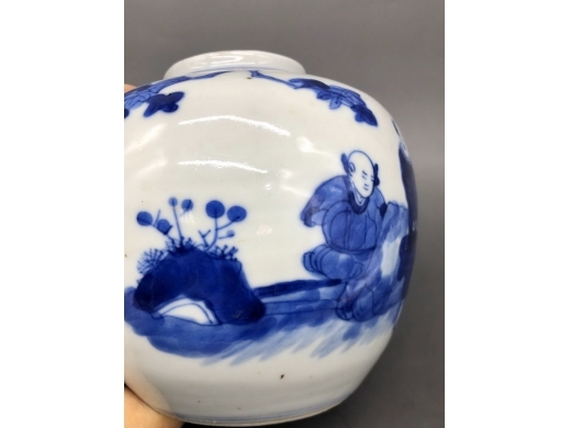 青花婴戏纹罐