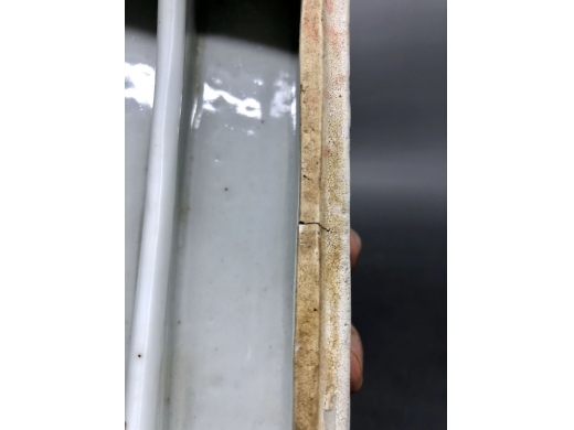 青花勾莲纹长方文具盒