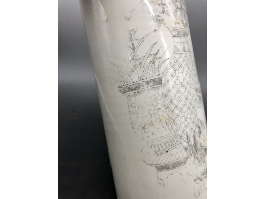刻瓷清供纹帽筒