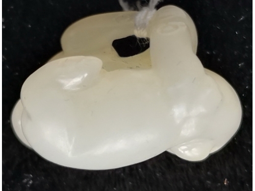 玉灵猴挂件