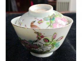 粉彩花鸟纹瓷茶盖碗