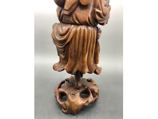 龙眼木雕铁拐李