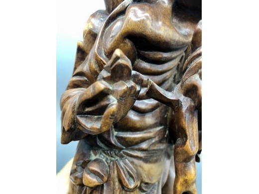 龙眼木雕铁拐李