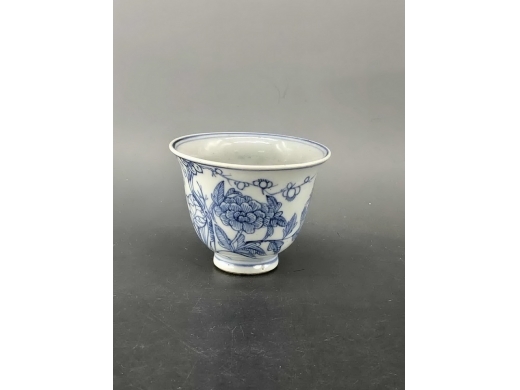 青花铁线描花卉铃铛杯