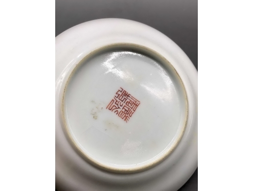 粉彩无双谱盘