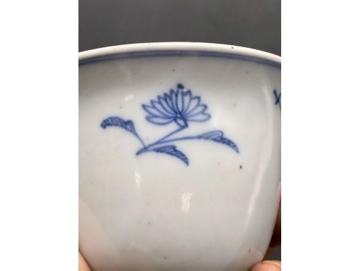 青花铁线描花卉铃铛杯
