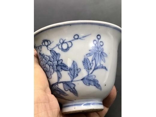 青花铁线描花卉铃铛杯