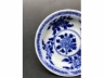 青花牡丹纹折沿碟