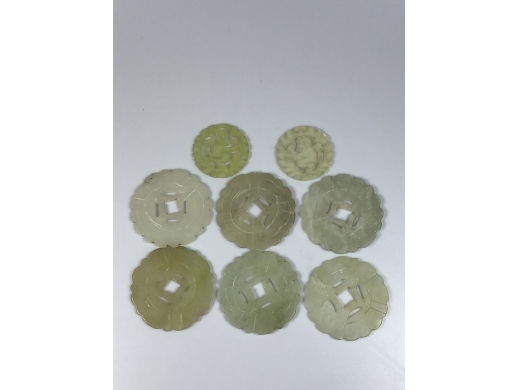 老岫玉牌子八个