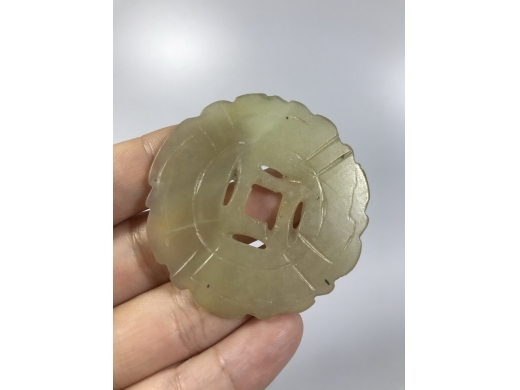 老岫玉牌子八个