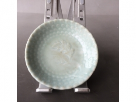 豆青小碟