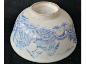 印花山水纹瓷碗