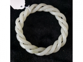 白玉绞丝手镯