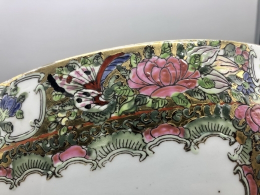 广彩描金花鸟人物纹大碗