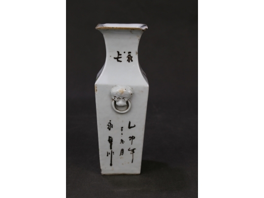 彩花鸟小方瓶