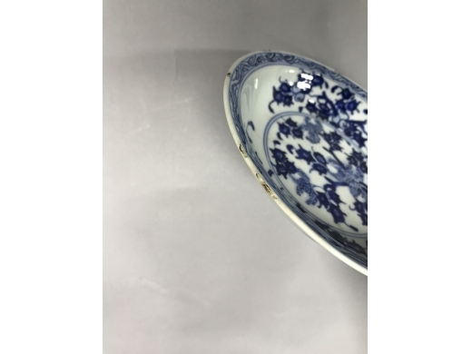 青花瓜果纹盘
