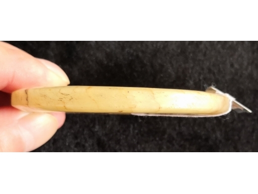 新山玉素纹璧