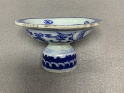 青花高足盘