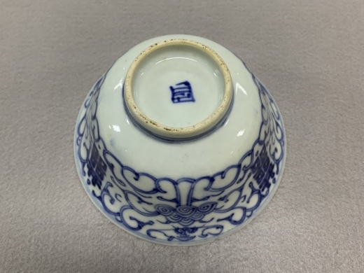 青花碗