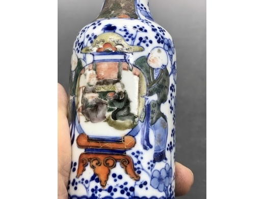 斗彩童子报平安小瓶