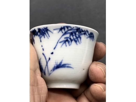 青花竹枝纹铃铛杯