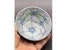 青花淡描冰梅纹米通花茶碗