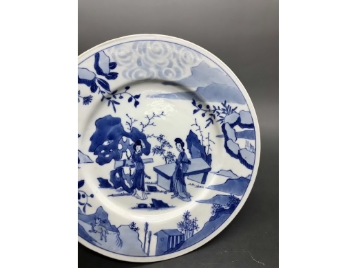 青花山水仕女纹盘