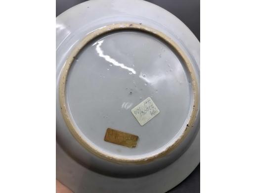 粉彩锦上添花纹盘