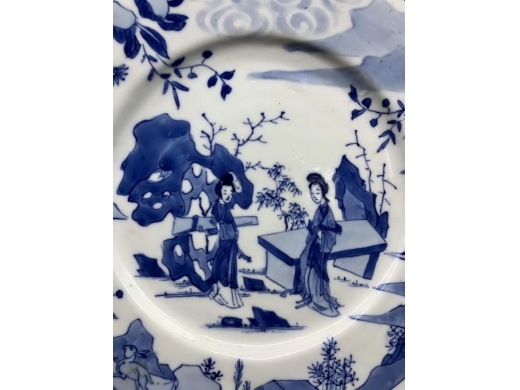 青花山水仕女纹盘