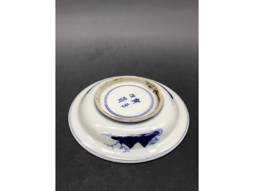 青花三顾茅庐折沿碟