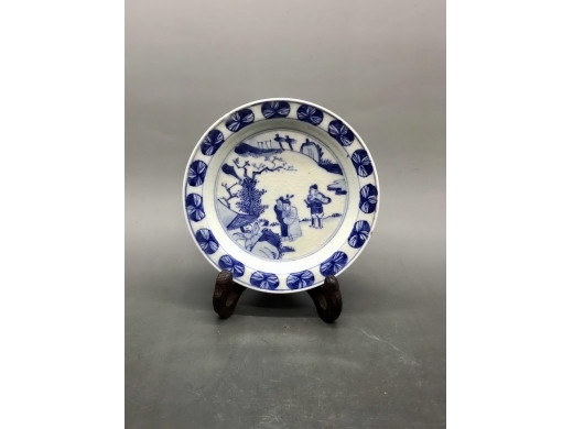 青花三顾茅庐折沿碟