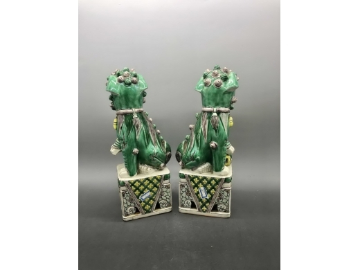 素三彩门狮一对