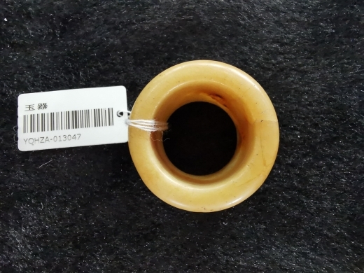 玉扳指
