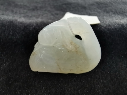 白玉“一路莲科”坠