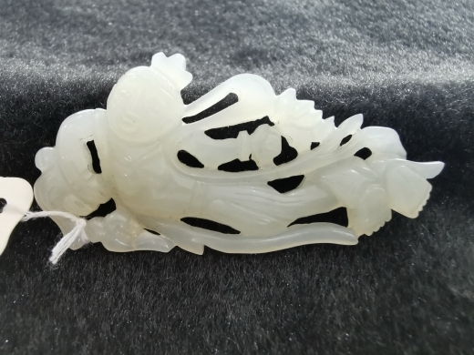 白玉飞天
