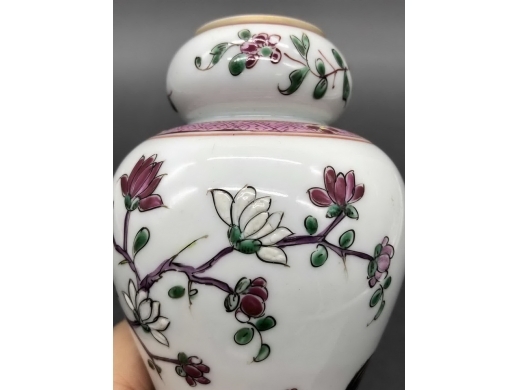 粉彩花鸟纹洗口瓶