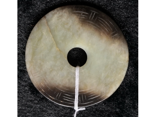 沁色玉璧