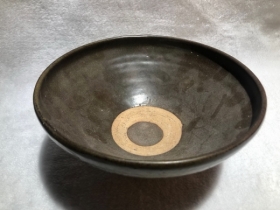 茶叶沫釉碗